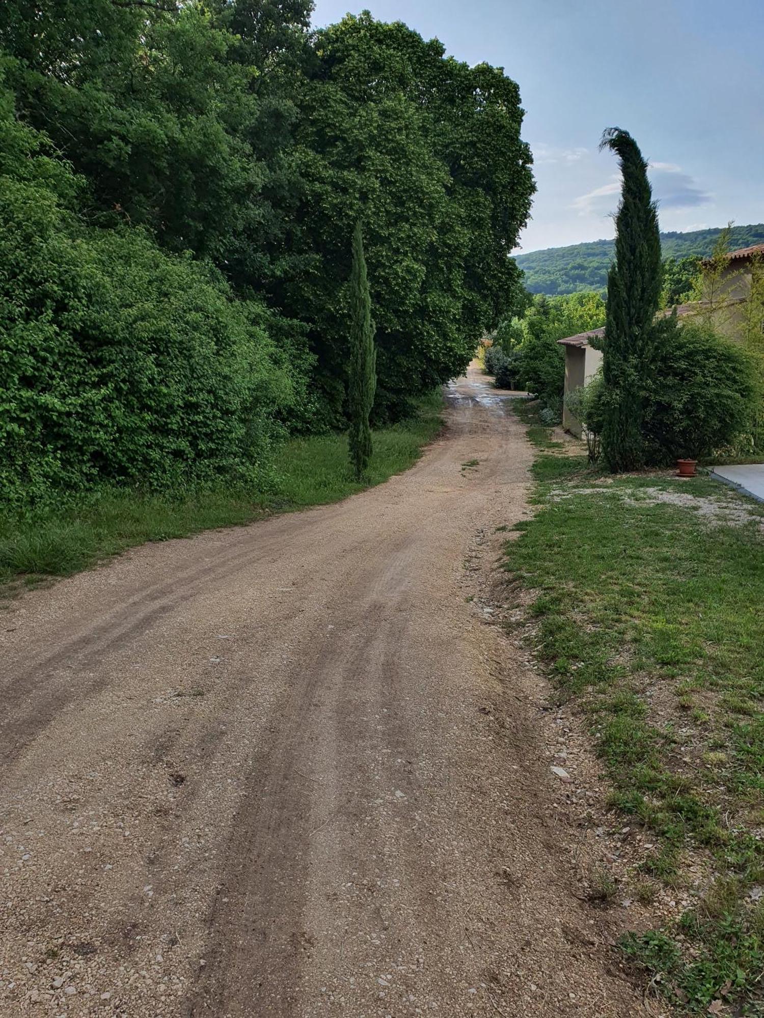 Hanna En Luberon - Le Boisset Saint-Martin-de-Castillon Exterior photo